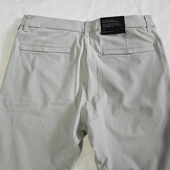 Lululemon Commission Pant Slim 34"L WovenAir Seal Light Grey SEAL Men's Size 31 - Picture 8 of 8